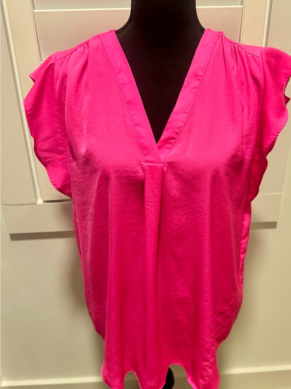 Chaus Hot Pink V-Neck Flutter Sleeve Blouse